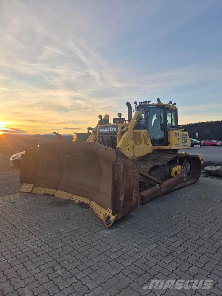 Komatsu D65 pxi 履帶推土機