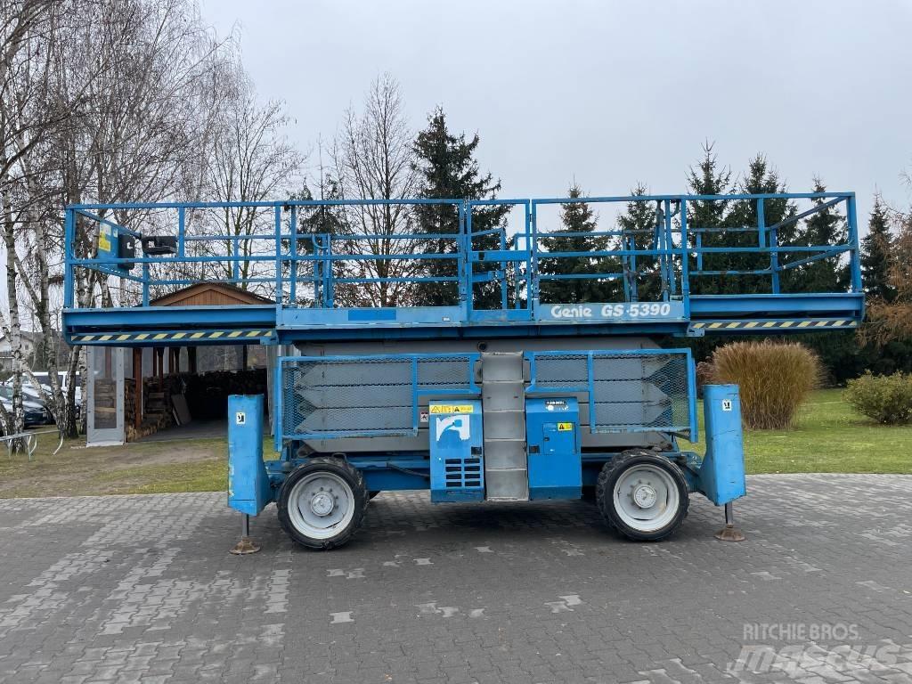 Genie GS 5390 RT 剪式升降機