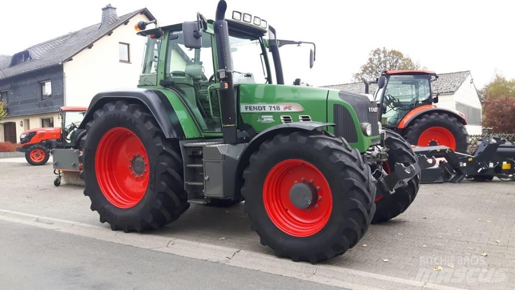 Fendt 718 Vario TMS 曳引機