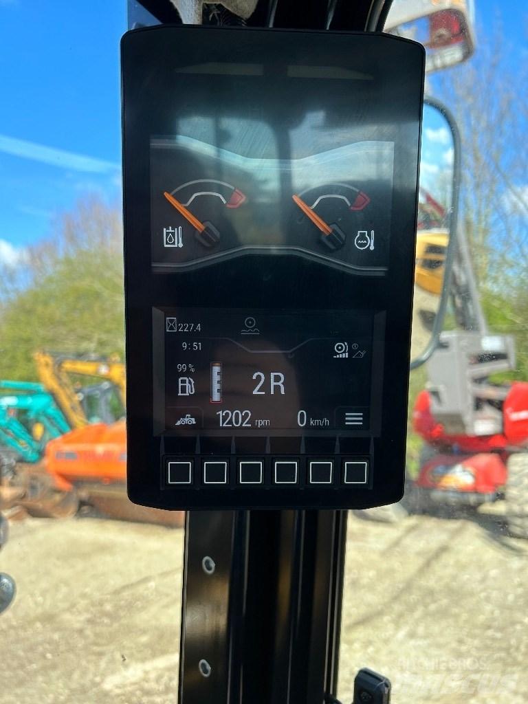CAT 906 輪胎式裝載機