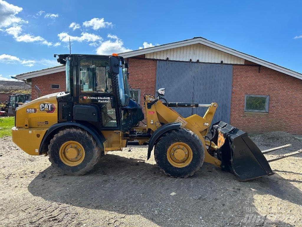 CAT 906 輪胎式裝載機
