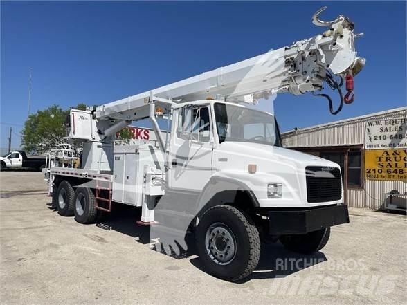 Altec D4065TR 卡車裝載高空作業車