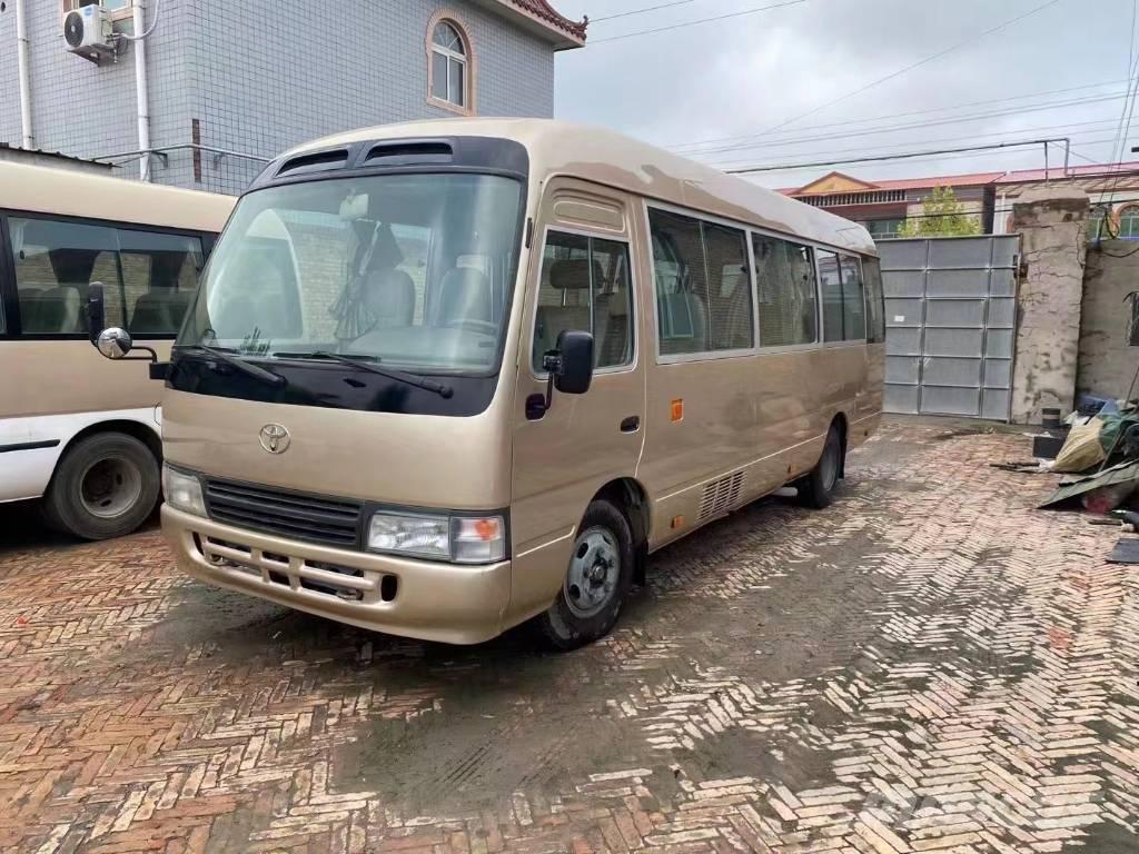 Toyota Coaster Bus 迷你巴士
