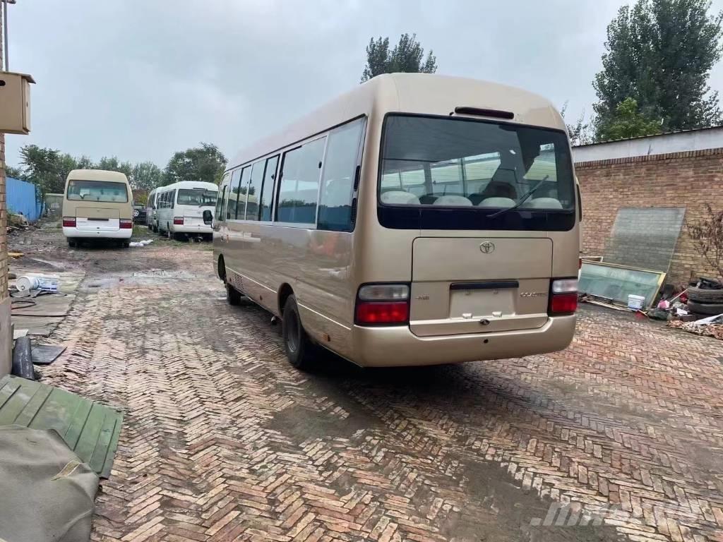 Toyota Coaster Bus 迷你巴士