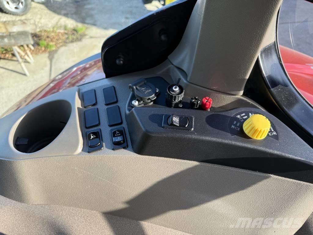 Case IH Puma 240 CVX 曳引機