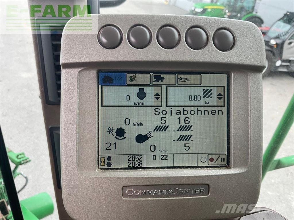 John Deere T560HM 聯合收穫機