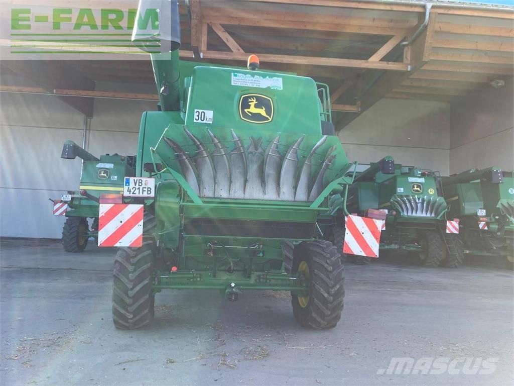 John Deere T560HM 聯合收穫機