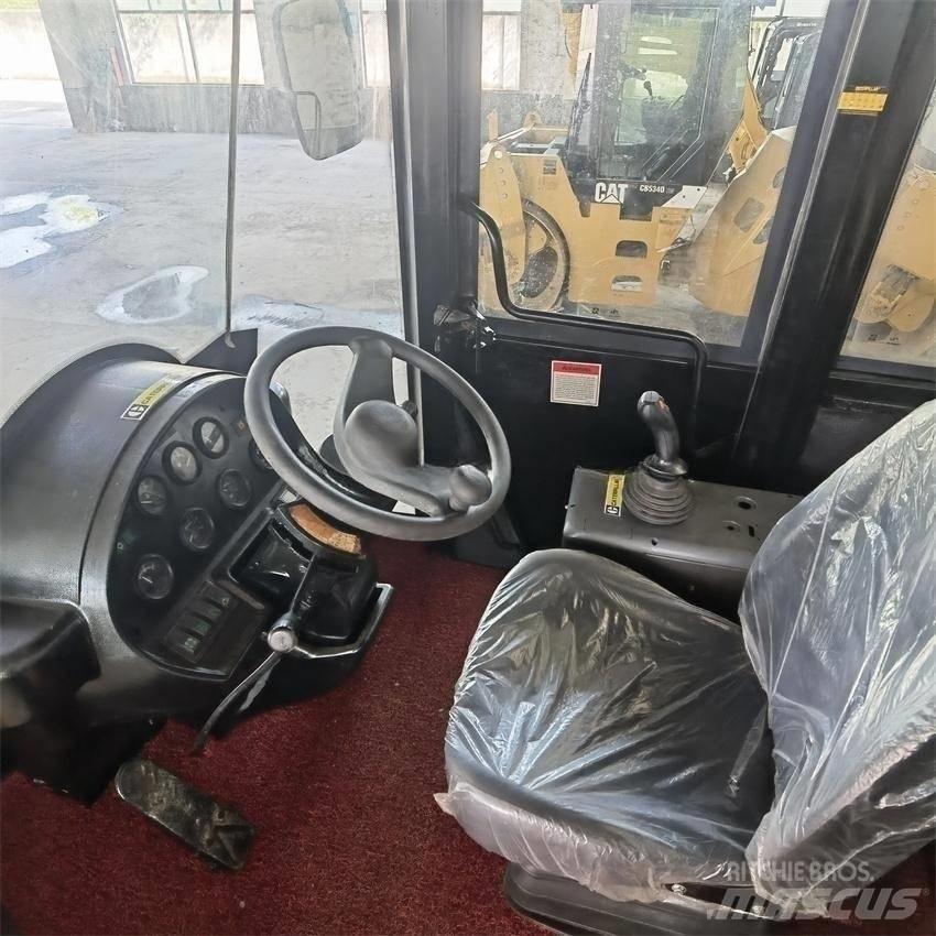 CAT 966H 輪胎式裝載機