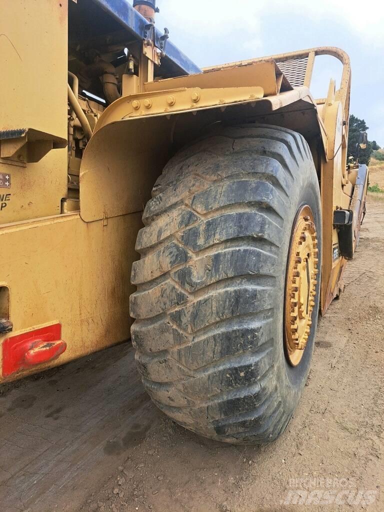 CAT 627E 刮土機