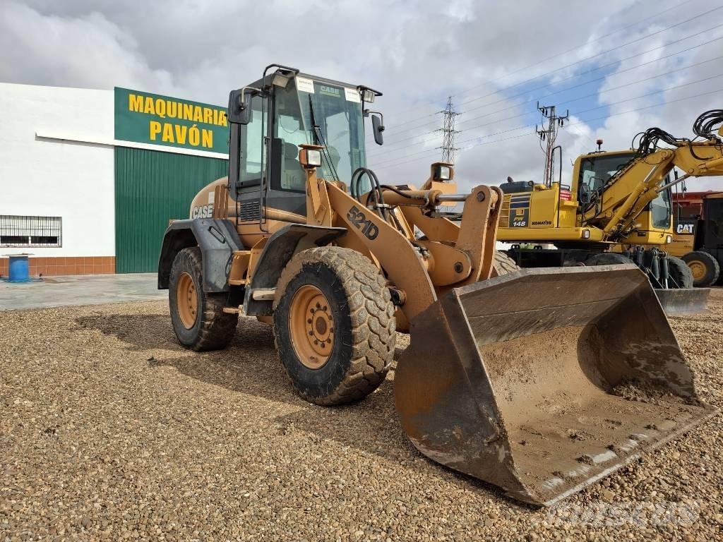 CASE 521 D 輪胎式裝載機