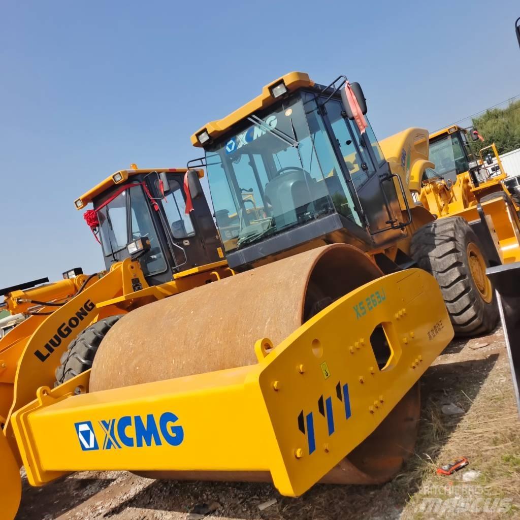 XCMG XS263J 單輪滾壓機