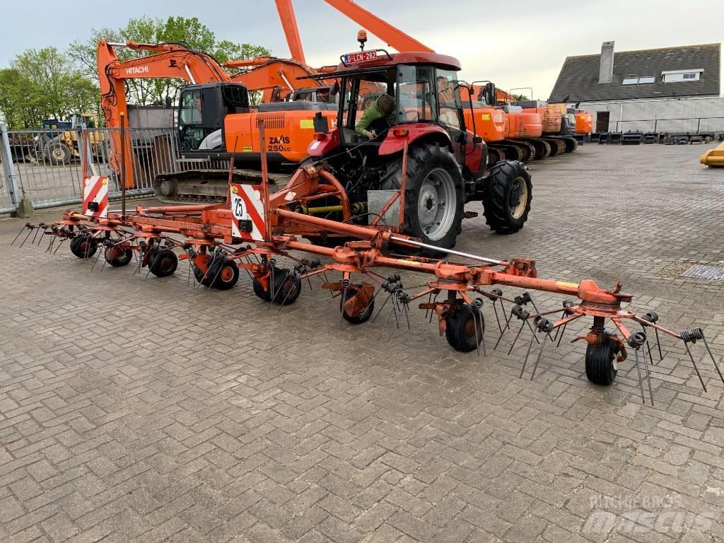 Kuhn 8 Poten 耙與翻草機