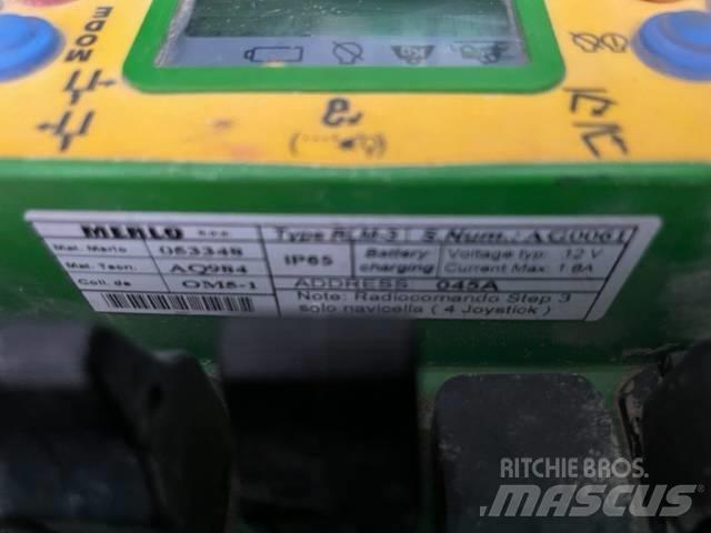 Merlo P 40.17 K 伸縮臂操作車