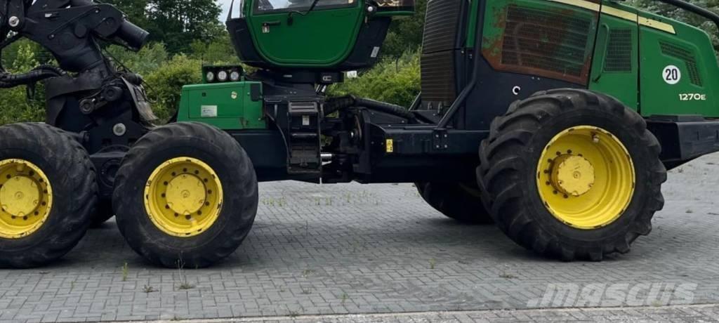 John Deere 1270 E 收穫機
