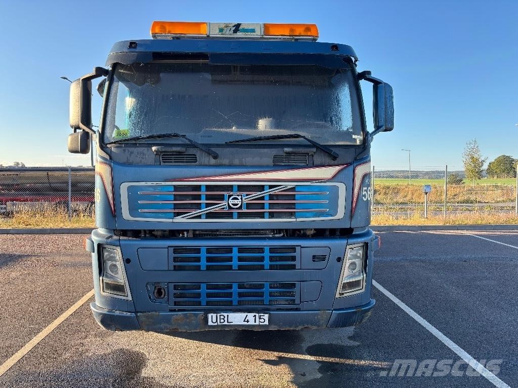Volvo VOLVO FM12 6X2 運油車