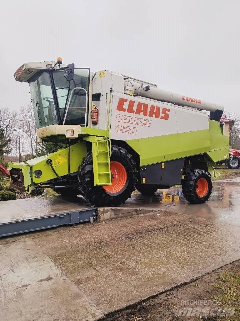 Claas 420 聯合收穫機