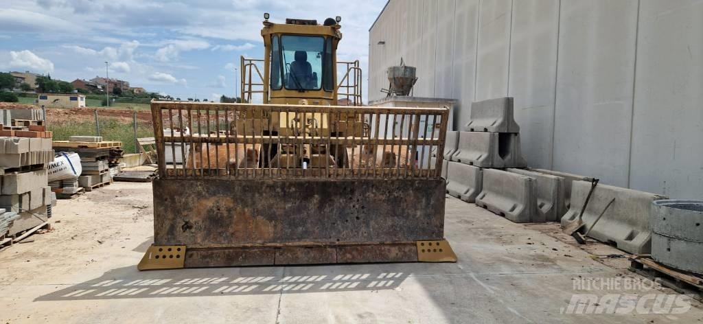 CAT 816B 廢棄物壓實機