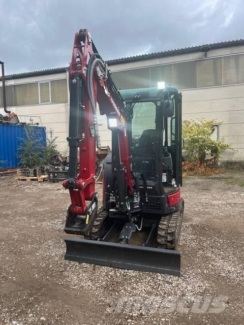 Yanmar Vio 23-6 小型挖土機/掘鑿機<7t(小型挖掘機)