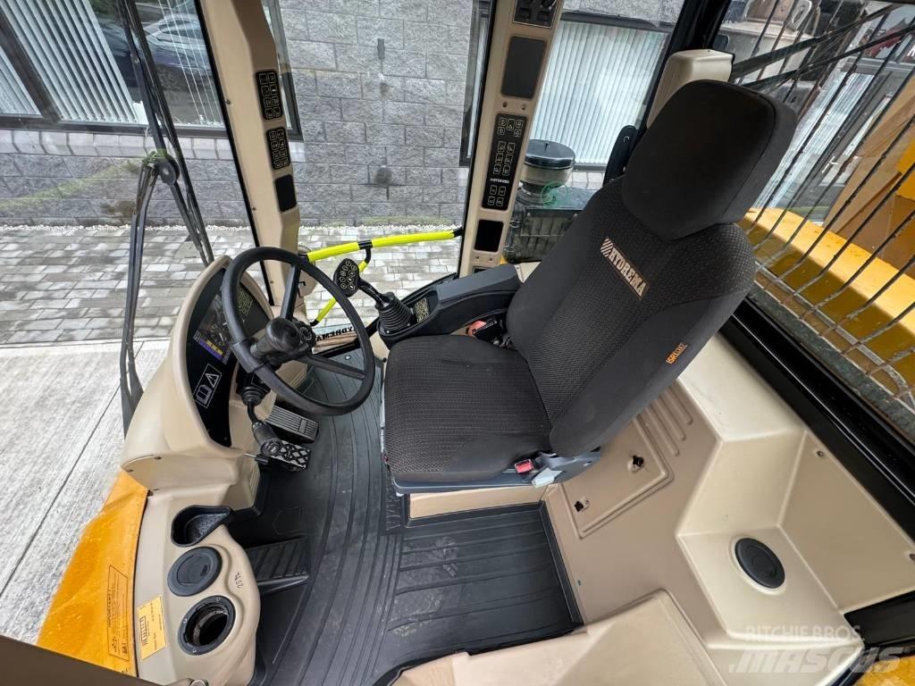 Hydrema 912 F 鉸接式起吊車