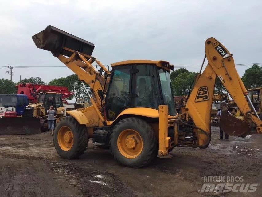 JCB 4cx 反鏟裝載機