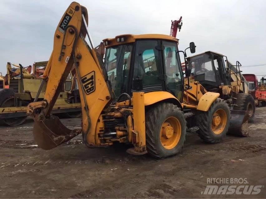 JCB 4cx 反鏟裝載機