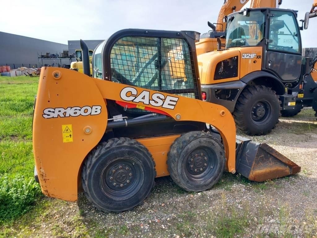 CASE SR 160 滑移轉向裝載機