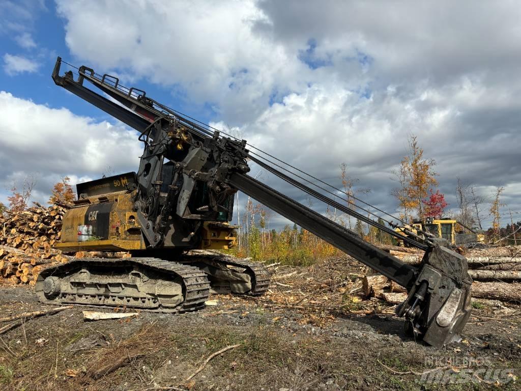 CAT 320 D FM 除枝機