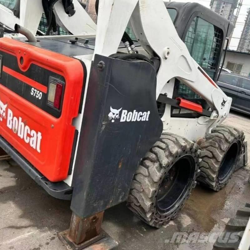 Bobcat S 750 滑移轉向裝載機