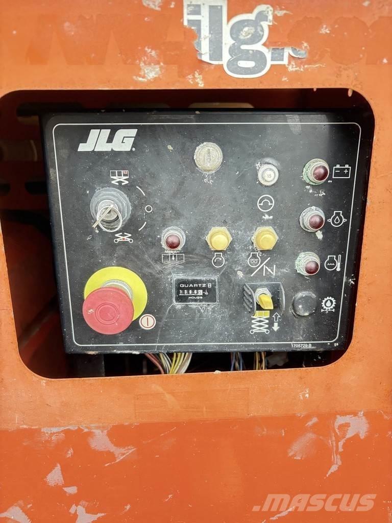 JLG 260 mrt 剪式升降機