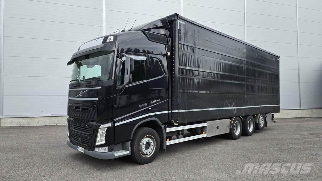 Volvo FH 篷布卡車