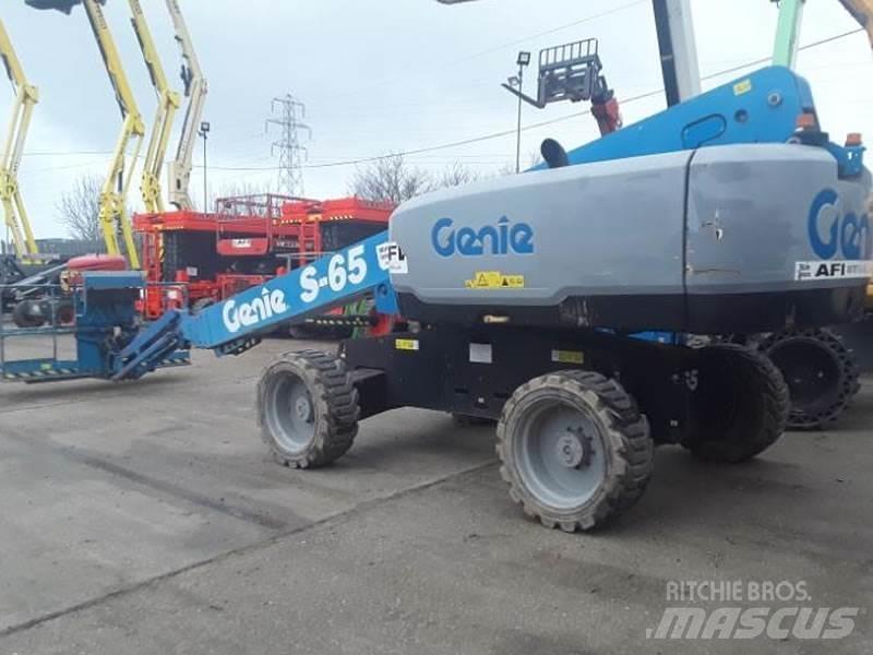 Genie S65S 伸縮臂高空作業車