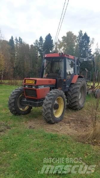 Case IH 845 XL 曳引機