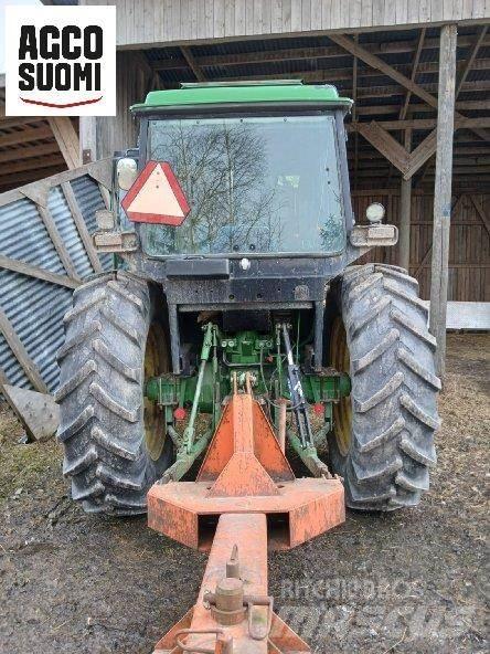 John Deere 3040 SG 曳引機