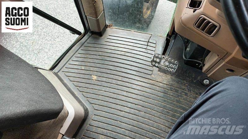 John Deere 6600 曳引機