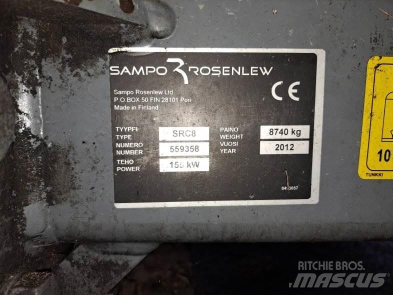Sampo-Rosenlew C8 聯合收穫機