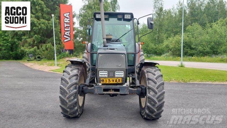 Valmet 6400 曳引機