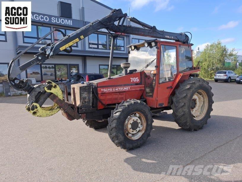 Valmet 705 曳引機