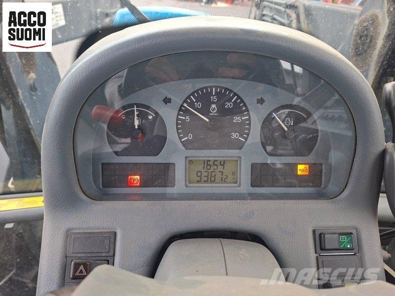 Valtra 6750 HITECH 曳引機