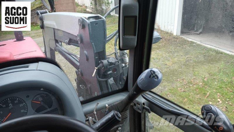 Valtra 6850 曳引機