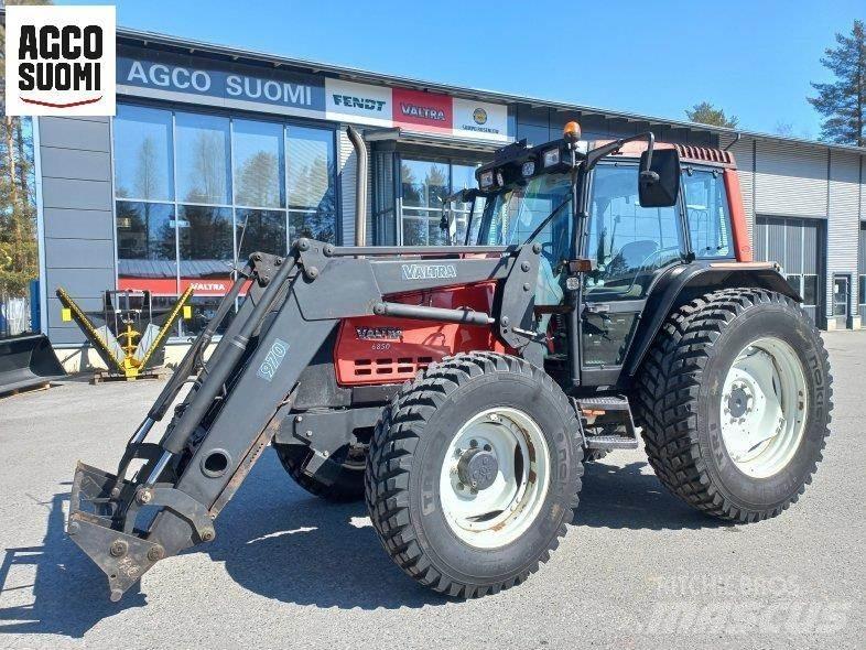Valtra 6850 H 曳引機