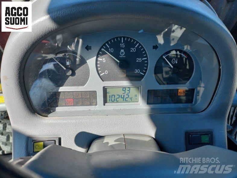 Valtra 6850 H 曳引機