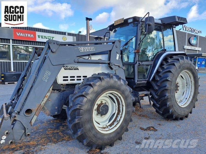 Valtra 8400 曳引機