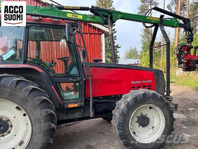 Valtra 8400 曳引機