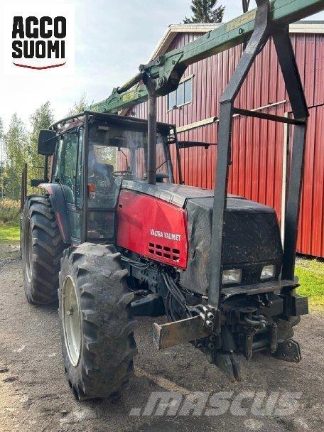 Valtra 8400 曳引機