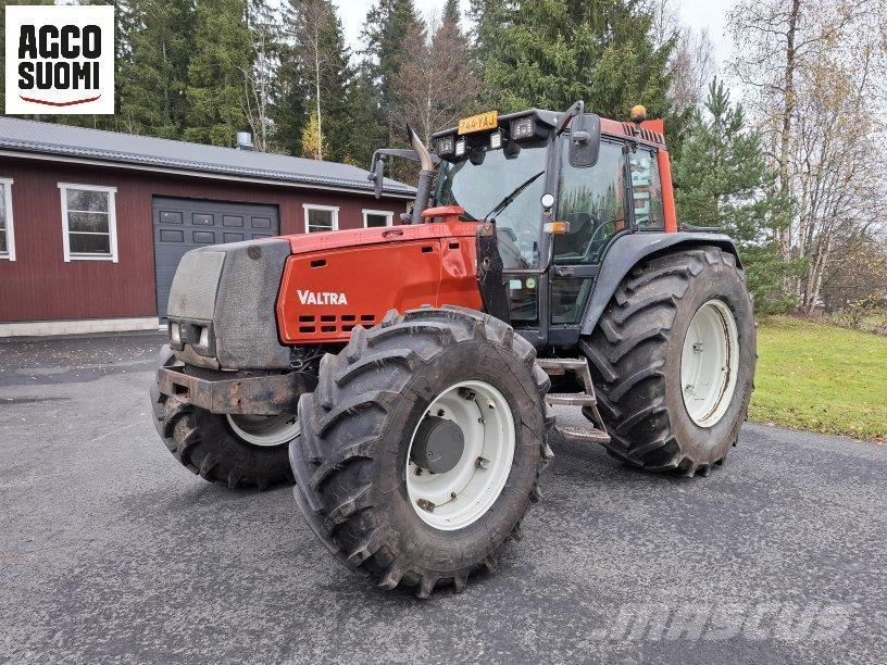 Valtra 8550 HT 曳引機