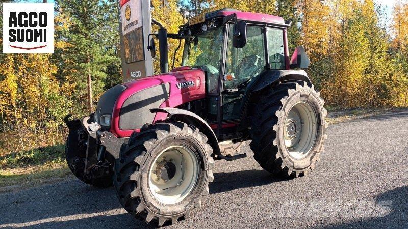 Valtra A92 曳引機