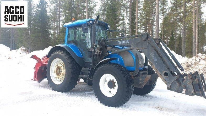 Valtra C120 曳引機