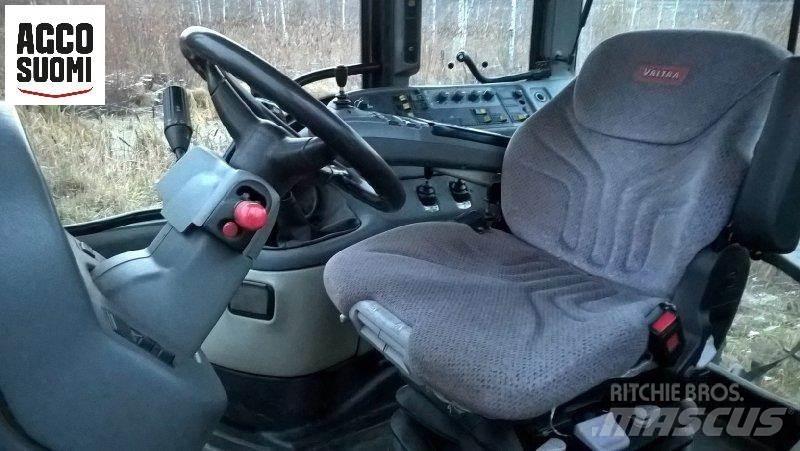 Valtra M130 曳引機