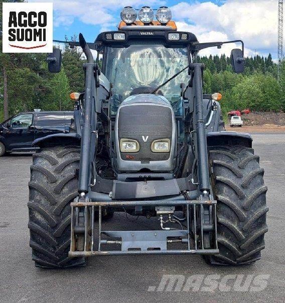 Valtra N141 A 曳引機