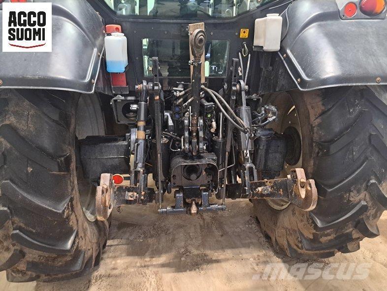 Valtra N141 HITECH 曳引機